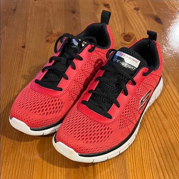 Skechers Red and Black lite-weight Athletic Shoes Breathable Knit Design - Picture 1 of 11